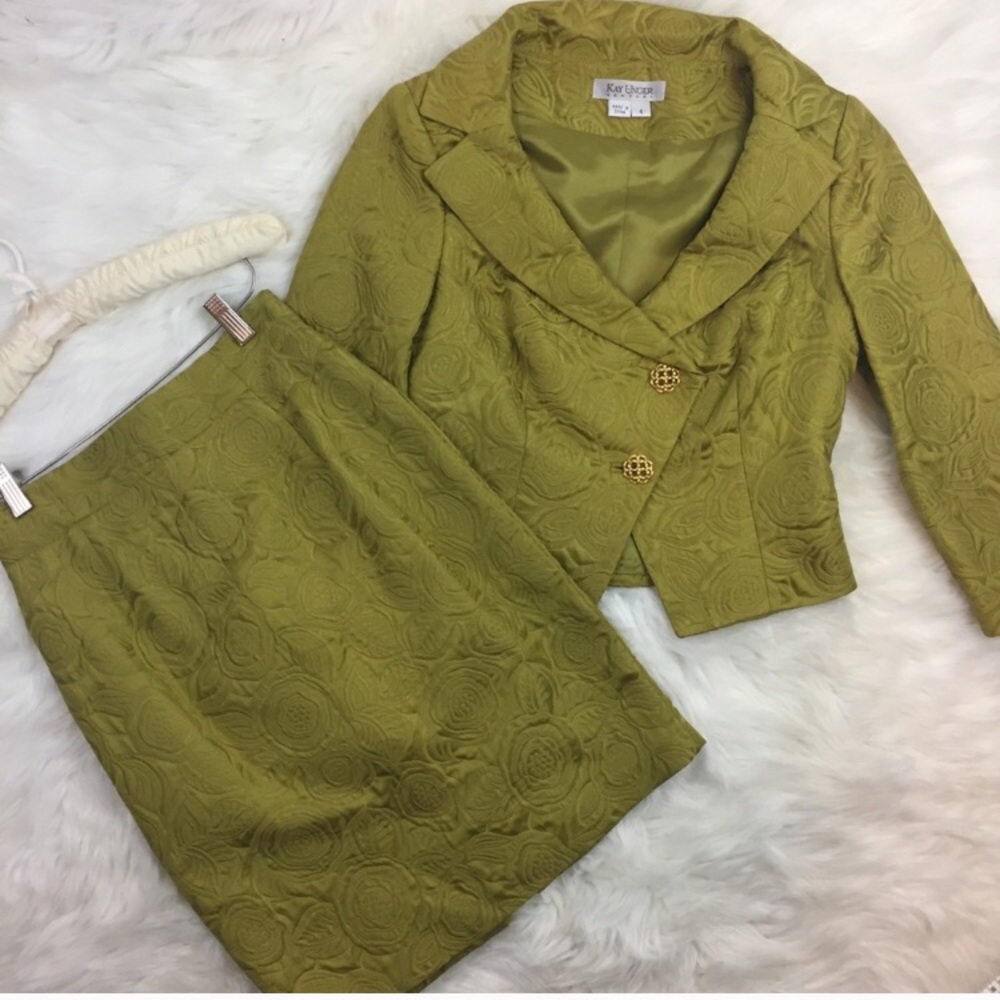 Vintage Kay Unger Green Rose Skirt Blazer Suit Two